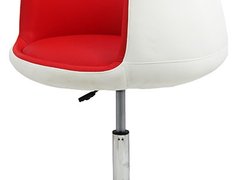 Scaunul ABS 113 este un scaun de bar rotativ